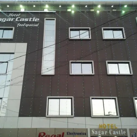 Hotel Sagar Castle Отели в г. Ратлам