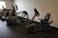 Days Inn by Wyndham Watertown - Fitnessstudio