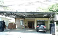 Trision Kostel Near Undip - Universitas Diponegoro