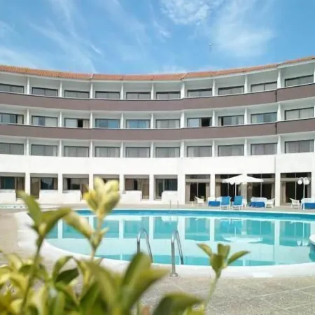 Hotel Meia Lua
