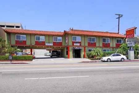 Royal Pagoda Motel Dodger Stadium