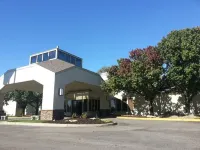 Endeavor Inn & Suites, Trademark Collection by Wyndham Hotels near Washburn Institute of Technology