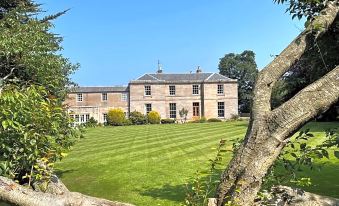 Marshall Meadows Manor House