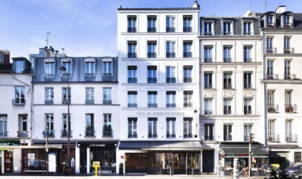 Hôtel du Jardin des Plantes Hotels near Notre-Dame Cathedral of Paris