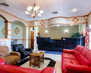 Knights Inn & Suites Emporia - Motels