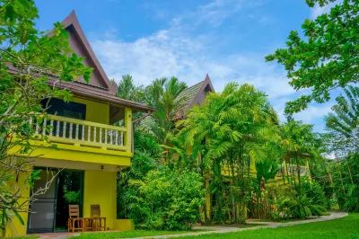Chez Charly Bungalow Hotels in Nai Yang Beach