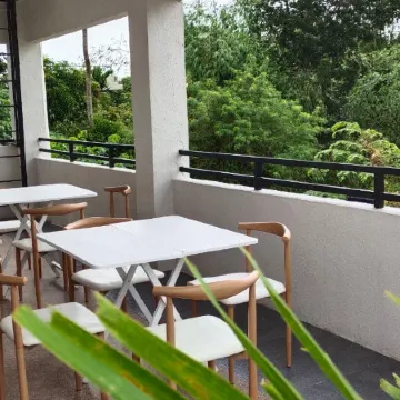 Jprime Traveller's Lodge