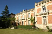 Domaine de Champ Rose Hotels in Montboyer