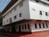 Queens Hotel Hotels in Kozhikode