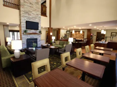 Staybridge Suites Omaha West Отели в г. Ричленд VII