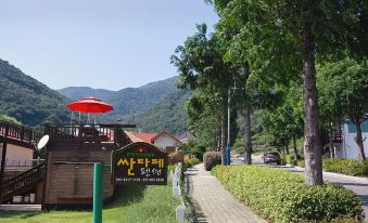 5. 남해 산타페펜션..