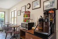 哈里斯堡-赫舍爾西速8飯店