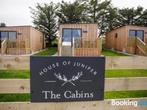 The Cabins - House of Juniper