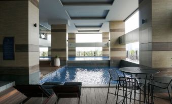 Stunning 2Br Loft Apartment at Maqna Residence