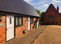 Hunt House Quarters Hotels in West Haddon