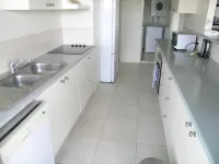 Fairthorpe Apartments Hotels in Taringa