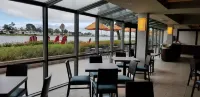 Executive Inn & Suites Oakland - Frühstück