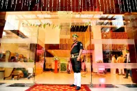 Hotel Divine Lakshmi Ganga