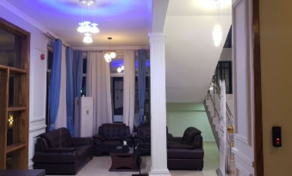 3. 이스턴 시티 호..