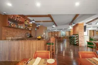 第比利斯皇家鬱金香酒店-娛樂場 - 5星級