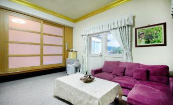 Double Wo Garden Bed and Breakfast