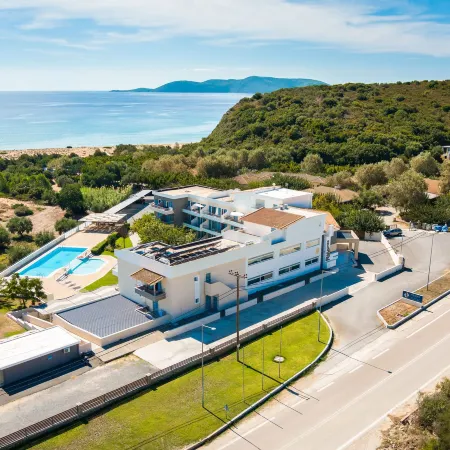 Paradise Resort