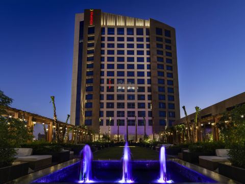 فندق وريزيدنس موفنبيك الرياض