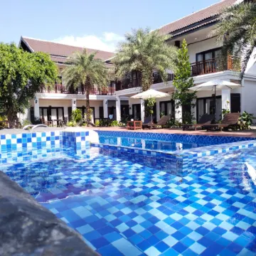 Vang Vieng Savanh Sunset View Resort Hotels near Jang Cave