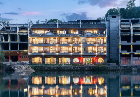 Xiqiao Night Language River View Homestay (Phoenix Ancient City Lijiang Branch)