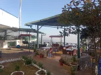 Birds View Resort Hotels in Kasauli