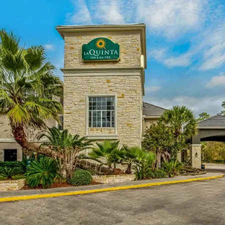 La Quinta Inn & Suites by Wyndham Kingwood Houston IAH Airpt