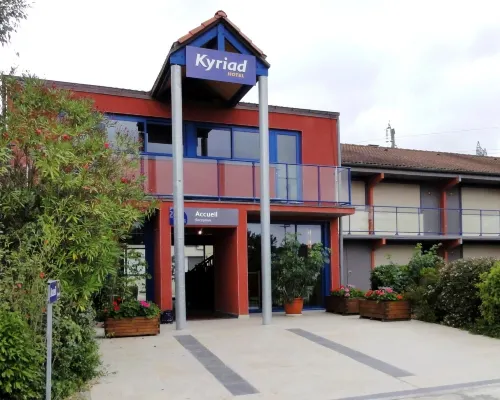 Hôtel Kyriad Toulouse Roques Hôtels à : Roques