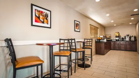 Best Western Heritage Inn Отели рядом с достопримечательностью «Университет Калифорния, Дэвис»