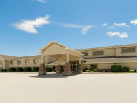 AmericInn by Wyndham Republic Hotels in Greene County