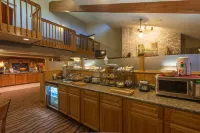 AmericInn by Wyndham Minocqua - breakfast