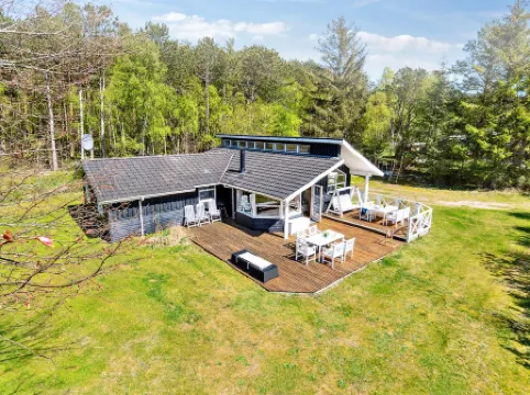 "Petri" - 500m from the Sea