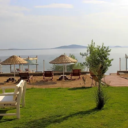 Cundavilla Hotel & Suites