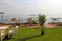 Cundavilla Hotel & Suites - Pool