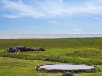 "Gundborg" - 100m from the Sea