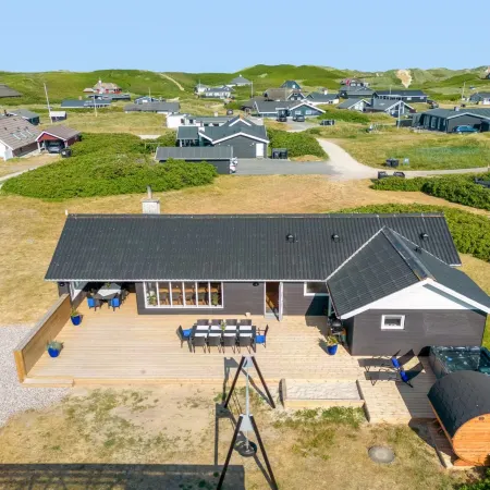 "Hillevi" - 200m from the Sea