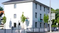 Henrys Sleeping am Augsburger Eiskanal Hotels in Friedberg