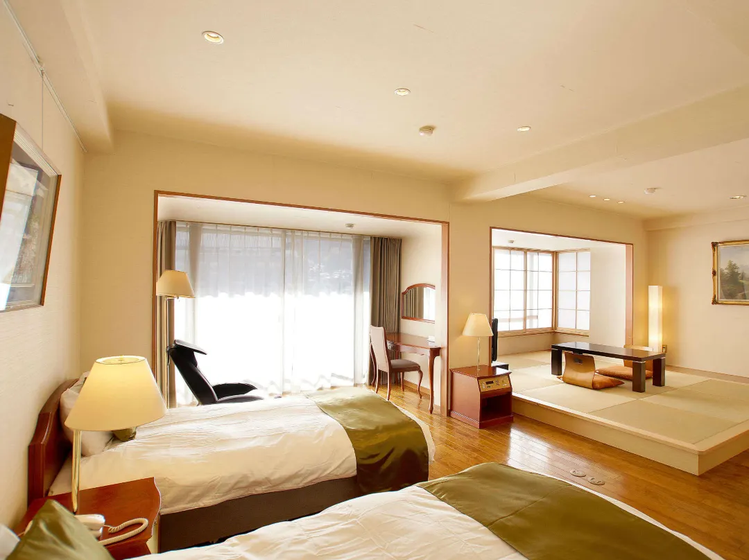 Hotel Yumeiroha - 아타미시