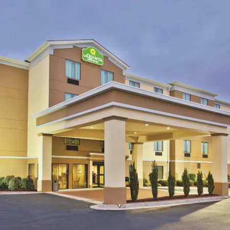 La Quinta Inn & Suites by Wyndham Warner Robins - Robins AFB