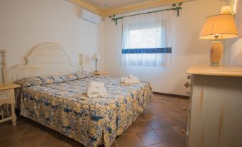 Beautiful Il Giardino Degli Oleandri 1 Bedroom Sleep 4 (Plus Extra Child)