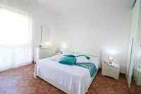 Holiday Home 'Aurora A Otranto' with Balcony and Air Conditioning - جاكوزي
