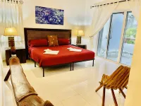 Gorgeous 8 People Economy Villa with Pool Playacar Phase 2