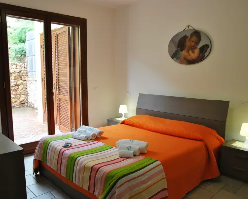 Charming Villa with Private Pool and Breathtaking Views, up to 12 people Hotels in Itri