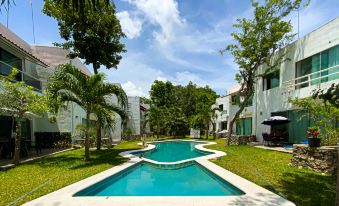Villa Espacioyocte with Pool in Playa del Carmen for 16 People