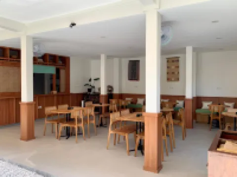 Roots Hotel Senggigi