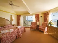 Hotel Riu Palace Tres Islas Hotels in Maxorata